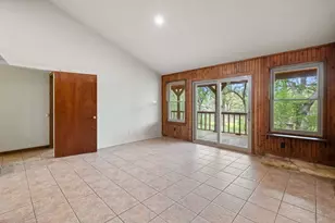 136 Philly Ct, Fischer, TX 78623 - Photo 16