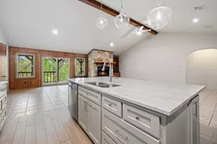 136 Philly Ct, Fischer, TX 78623 - Photo 12