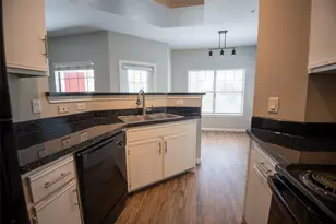 2320 Gracy Farms Ln, Austin, TX 78758 - Photo 8