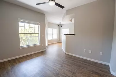 2320 Gracy Farms Lane #322, Austin, TX 78758 - Photo 2
