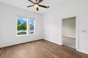 1900 Barton Springs Rd, Austin, TX 78704 - Photo 8