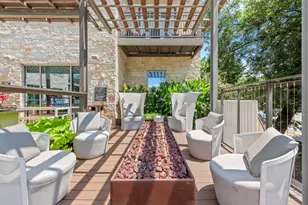 1900 Barton Springs Rd, Austin, TX 78704 - Photo 20