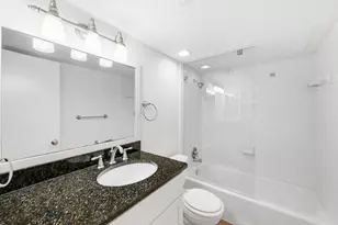 505 W 7th St, Austin, TX 78701 - Photo 16