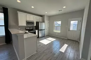 224 Wild Wind Trail, Jarrell, TX 76537 - Photo 4