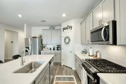 636 Wild Spur Lane, Liberty Hill, TX 78642 - Photo 8