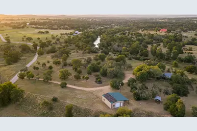 401 Clear Creek Lane, Fredericksburg, TX 78624 - Photo 40