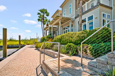 3700 Island Moorings Parkway #20, Port Aransas, TX 78373 - Photo 2