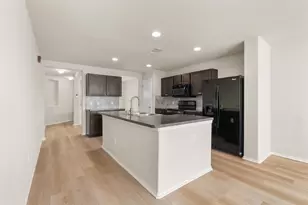 12916 Snow Ln, Manor, TX 78653 - Photo 6