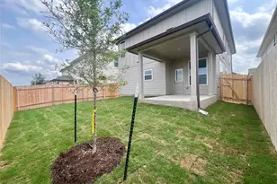 484 Young St, Buda, TX 78610 - Photo 18