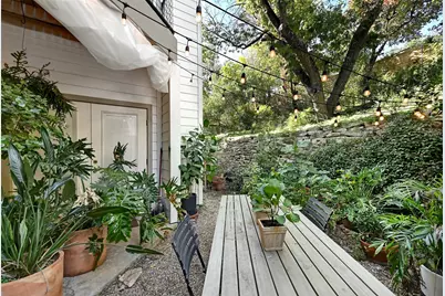 6600 Valleyside Road #B-6, Austin, TX 78731 - Photo 14