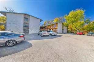1917 Barge St, Austin, TX 78745 - Photo 4