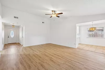 11311 Prairie Dog Trail, Austin, TX 78750 - Photo 10