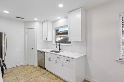 11311 Prairie Dog Trail, Austin, TX 78750 - Photo 16