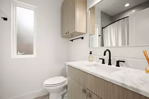 3506 Pennsylvania Ave, Austin, TX 78721 - Photo 26