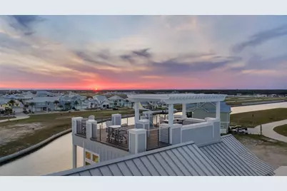 305 Estes Drive, Rockport, TX 78382 - Photo 8