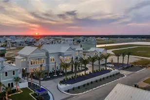 305 Estes Dr, Rockport, TX 78382 - Photo 10