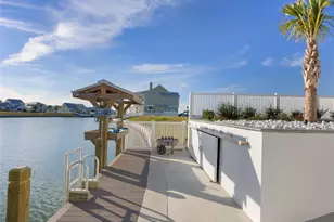 305 Estes Dr, Rockport, TX 78382 - Photo 36