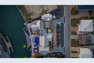 305 Estes Drive, Rockport, TX 78382 - Photo 4