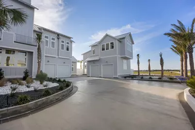 305 Estes Drive, Rockport, TX 78382 - Photo 32