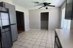 2004 Brazos Ave, Rockdale, TX 76567 - Photo 4