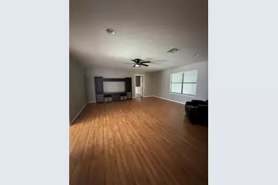 2004 Brazos Avenue, Rockdale, TX 76567 - Photo 2