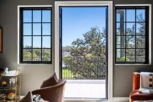 1804 S 6th St, Austin, TX 78704 - Photo 28