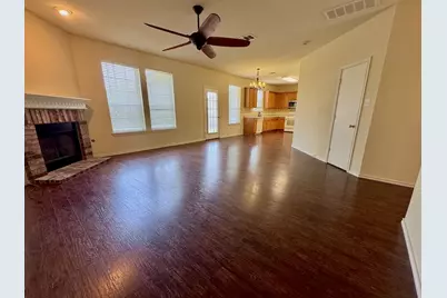 137 Firewheel Cove, Kyle, TX 78640 - Photo 4