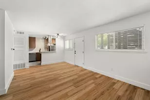 7929 Gault St, Austin, TX 78757 - Photo 2
