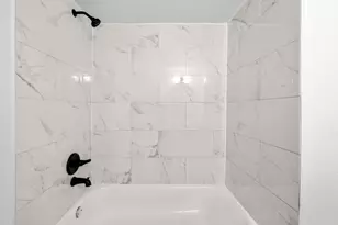 7929 Gault St, Austin, TX 78757 - Photo 18