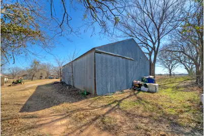 1800 Caldwell Lane, Del Valle, TX 78617 - Photo 14