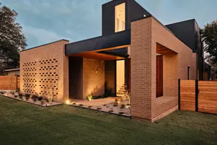 6411 Cary Dr, Austin, TX 78757 - Photo 2