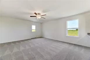 133 Dupont Pass, Jarrell, TX 76537 - Photo 10