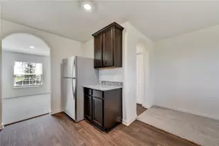 133 Dupont Pass, Jarrell, TX 76537 - Photo 4