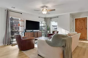 20109 Travis Dr, Lago Vista, TX 78645 - Photo 6