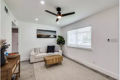 1200 E 52nd Street #209, Austin, TX 78723 - Photo 12