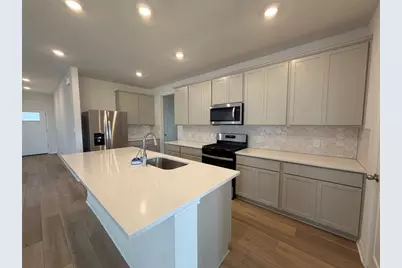 [Address not provided], Hutto, TX 78634 - Photo 6