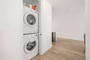 2709 E 5th St, Austin, TX 78702 - Photo 10