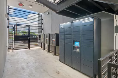 2709 E 5th Street #1306, Austin, TX 78702 - Photo 18