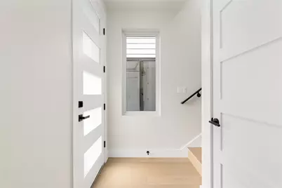 100 W Odell Street #2, Austin, TX 78752 - Photo 8
