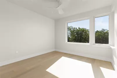 100 W Odell Street #2, Austin, TX 78752 - Photo 32