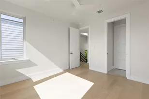 100 W Odell St, Austin, TX 78752 - Photo 34