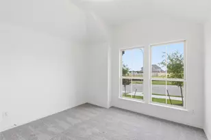 13601 Hamilton Hart Dr, Elgin, TX 78621 - Photo 14