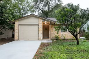 2018 Nevada St, San Marcos, TX 78666 - Photo 2