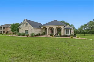 200 Colonial Affair, Austin, TX 78737 - Photo 2