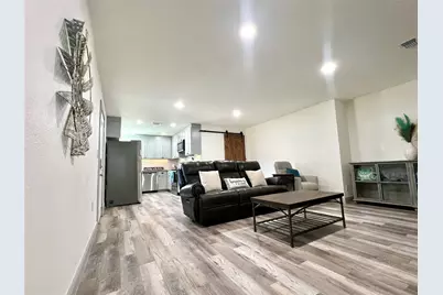 104 E Main Street, Johnson City, TX 78636 - Photo 8