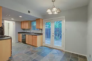 2901 Burning Oak Dr, Austin, TX 78704 - Photo 12