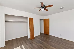 906 E Brown St, Llano, TX 78643 - Photo 18