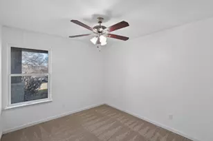 1519 Gatlinburg Dr, Pflugerville, TX 78660 - Photo 18