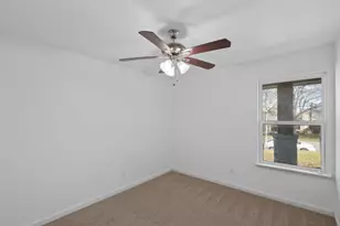 1519 Gatlinburg Dr, Pflugerville, TX 78660 - Photo 14