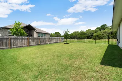 521 Crossvine Trail, Georgetown, TX 78628 - Photo 40